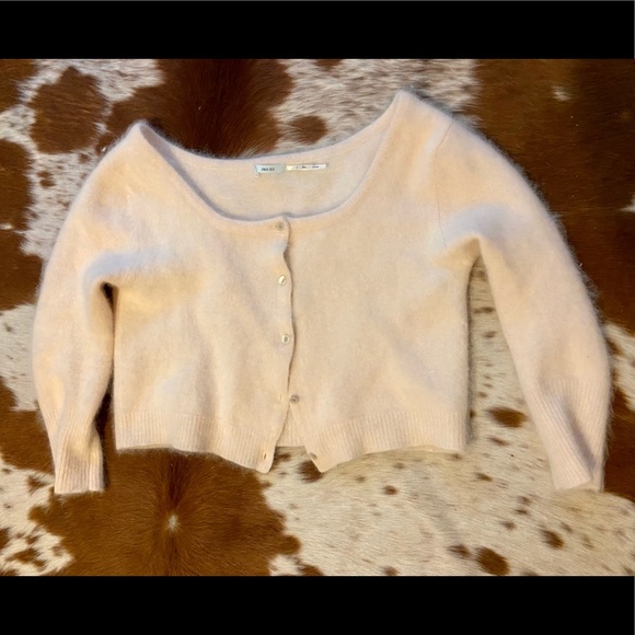 Vintage Kimchi Blue by Urban Outfitters baby pink sweater - Picture 1 of 6